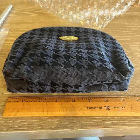 Dior Navy Blue Houndstooth Makeup Bag-Vintage, Never Used - Picture 8 of 8